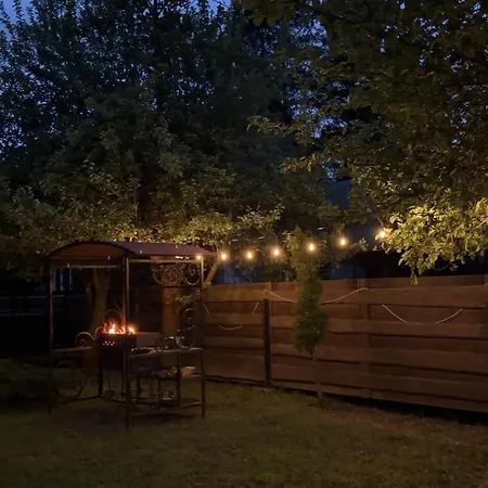 катаман хаус - басейн з підігрівом Holiday home *