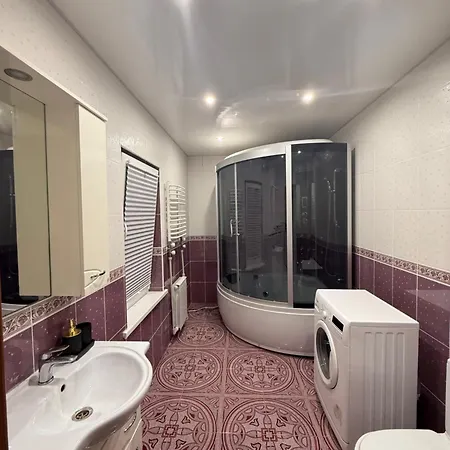 катаман хаус - басейн з підігрівом Holiday home Slavske